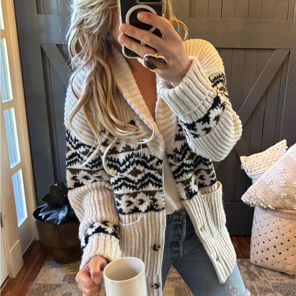 New Western Cowichan Print Long Cream Cardigan Sweater Thick Chunky Knit